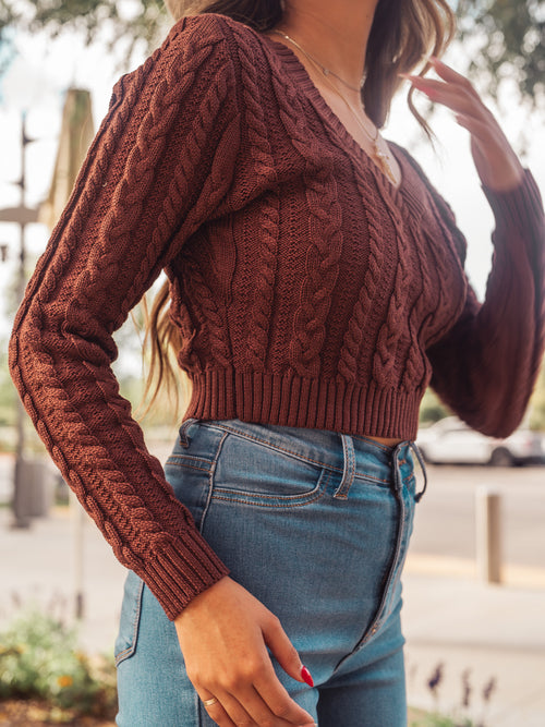 "KELLY" CROPPED SWEATER TOP