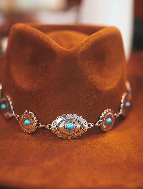 BROWN HAT WITH CHAIN BAND